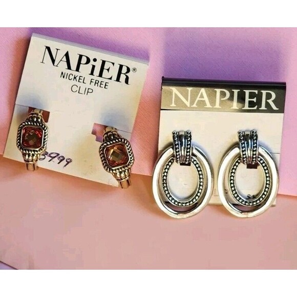 Brand New Vintage Lot Of 2 Napier Clip-On Earrings Costume JEWELRY - Picture 1 of 5
